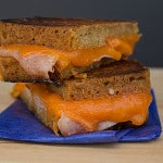 grilled ham cheese sandwich on guinness bread beer FI
