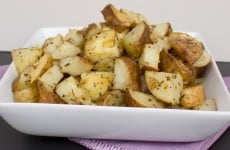 Greek style lemon oregano roasted potatoes FI