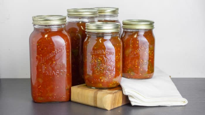 Step by step guide to making your own home made sweet country style chili sauce. This recipe is three generations old and oh so tasty!