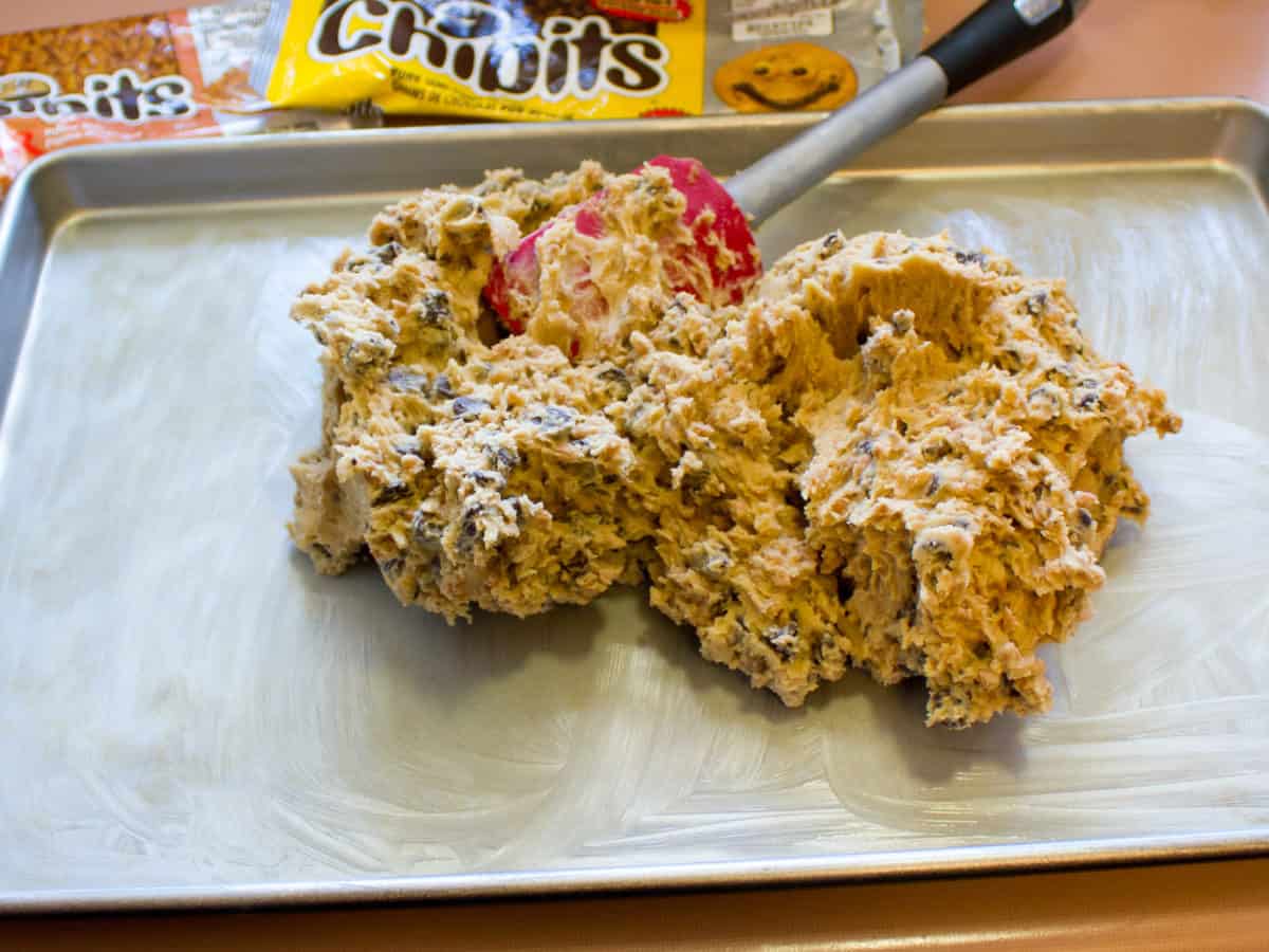 Chocolate Chip Skor Toffee Cookie Bars Recipe