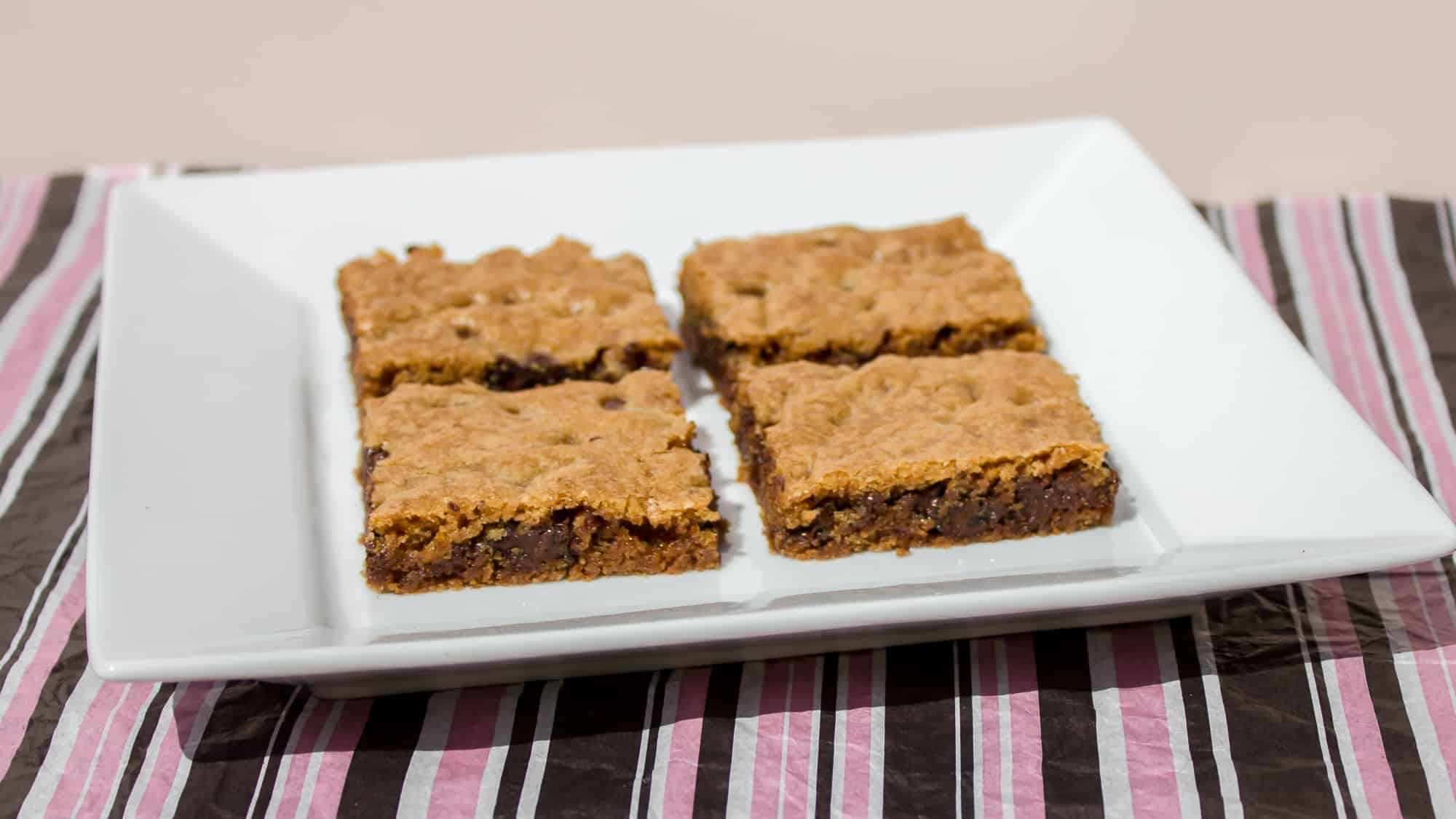 Chocolate Chip Skor Toffee Cookie Bars Recipe