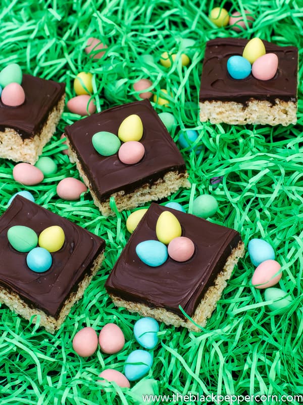 Mini Egg Rice Krispie Squares 4x3d-3