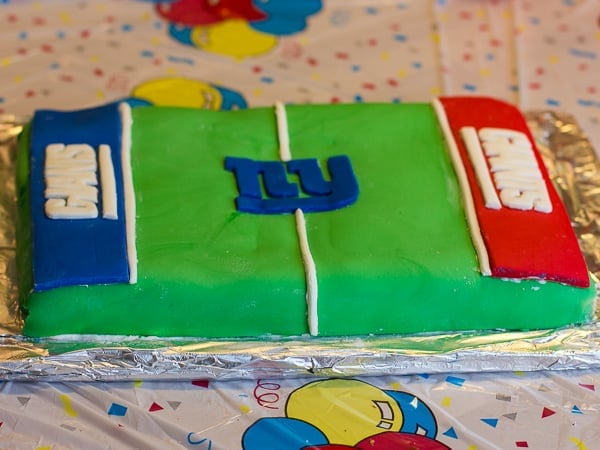 New York Giants Fondant cake-3