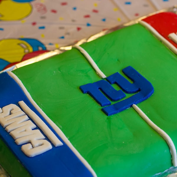 New York Giants Fondant cake-5