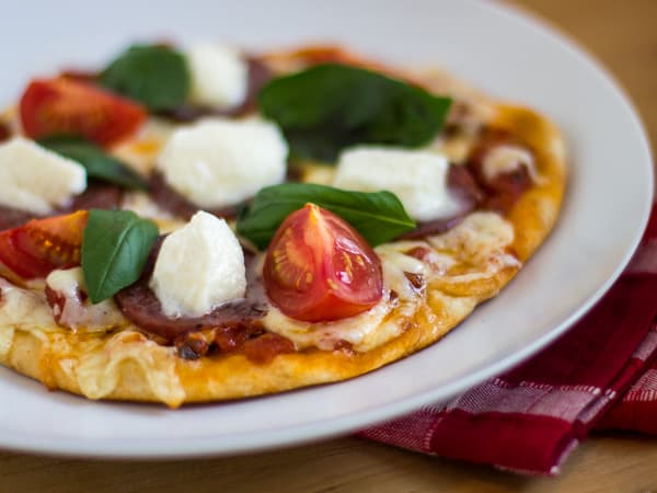 Naan Pizza with Salami Buffalo Mozarella