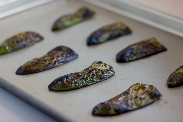How to roast a jalapeño pepper in the oven