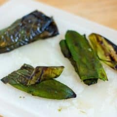How to roast a jalapeño pepper in the oven