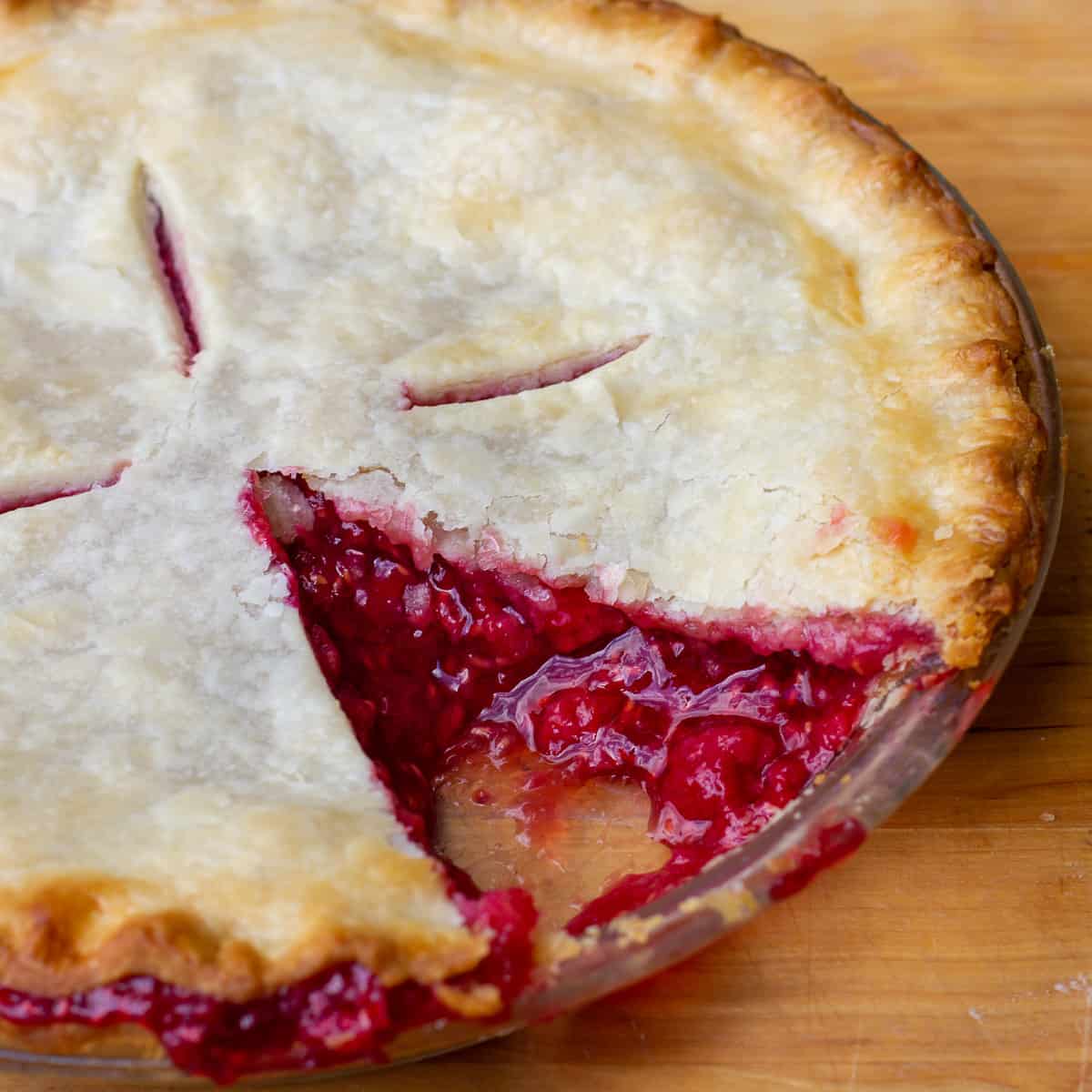 A close up picture of a pie.