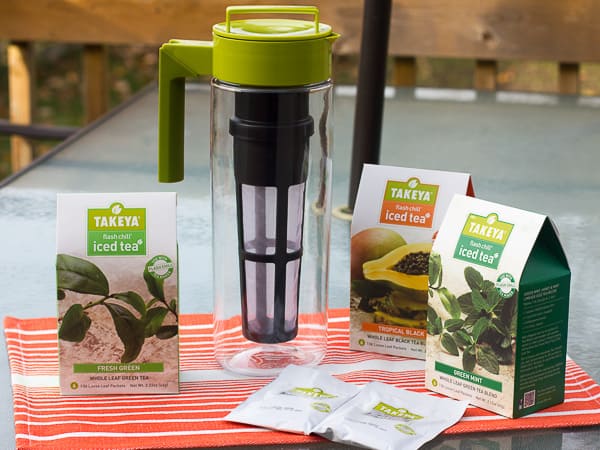 can yeti tumblers hold hot drinks