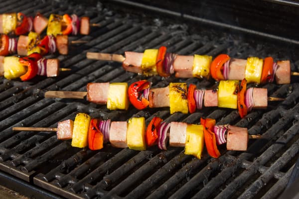 Grilled Ham and Pineapple Tropical Skewers-2