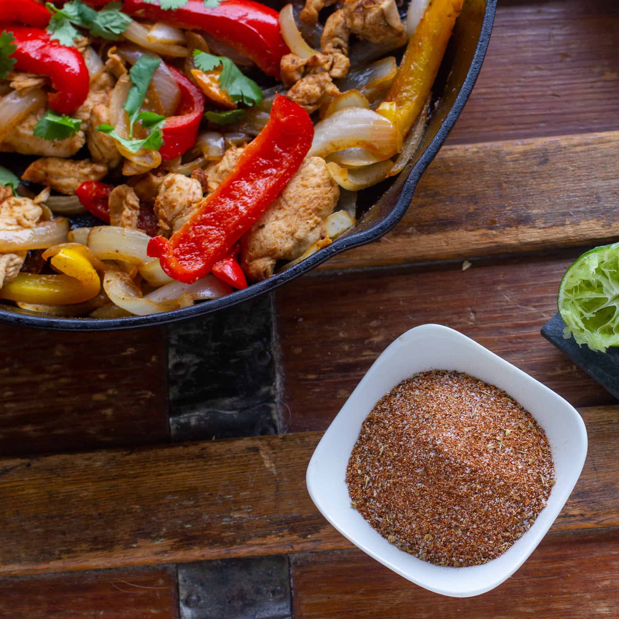 Simple spice mix for Mexican fajitas and tacos