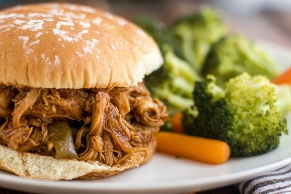 Pulled Chicken Pressure Cooker Instant Pot BBQ Sliders