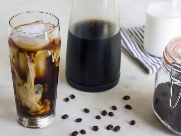 https://www.theblackpeppercorn.com/wp-content/uploads/2018/06/How-to-Make-Cold-Brew-Coffee-cream.jpg