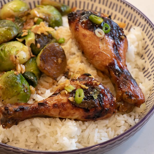 Gebakken Kippenpoot Drumsticks met Honing Knoflook Saus Recept Marea