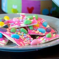 White chocolate bark with a holiday Easter theme. Sweet dessert treat made with white chocolate candy melts, jelly beans and sprinkles.