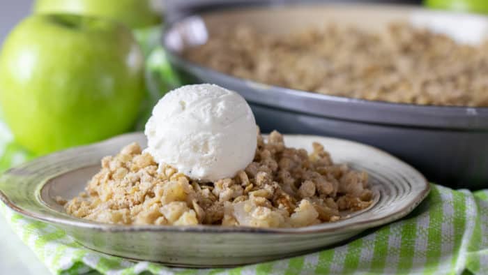 Delicious Apple Crumble Recipe made with Granny Smith Apples and Splenda Stevia