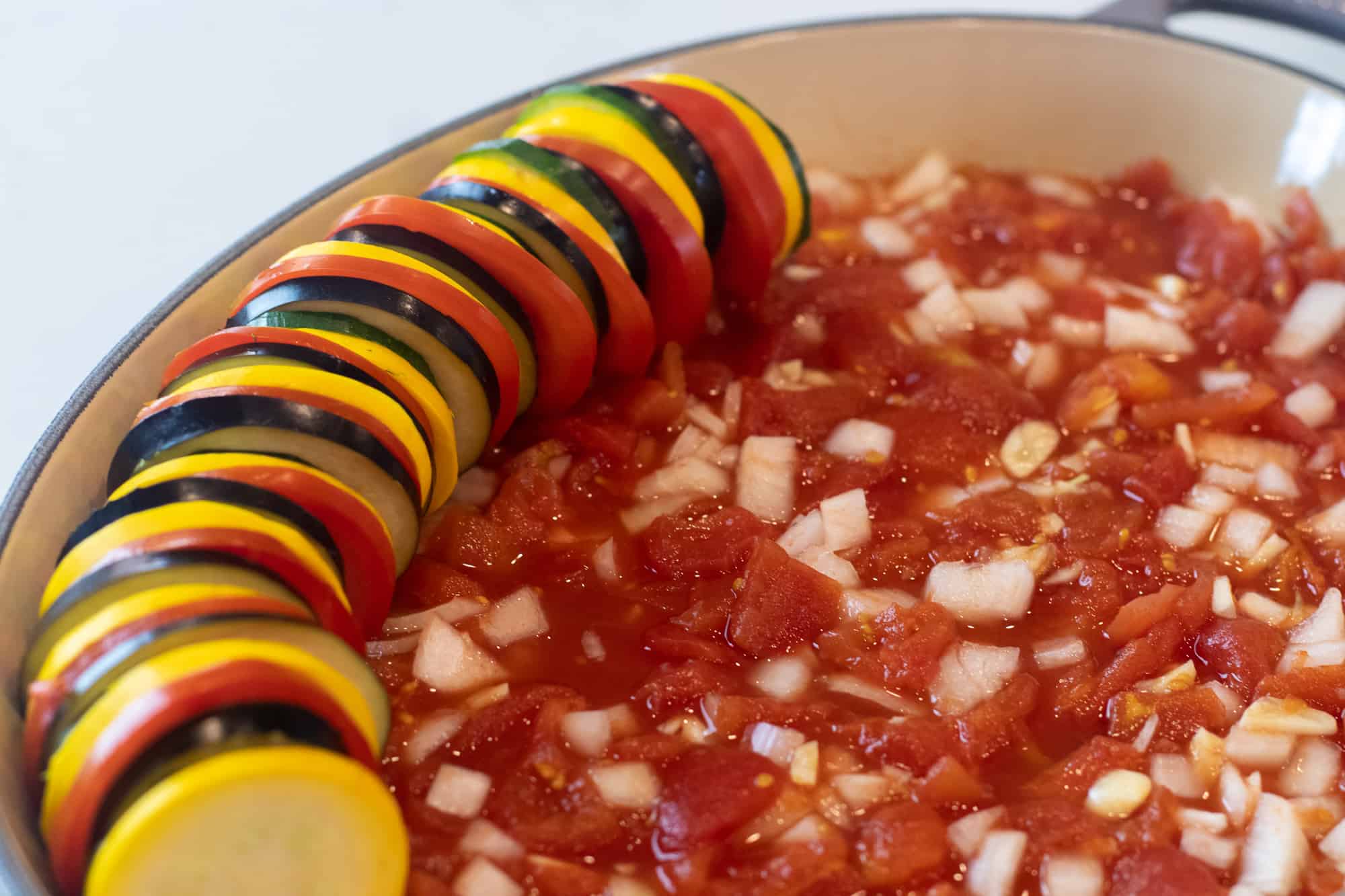 arrange the sliced vegetables following a consistent pattern