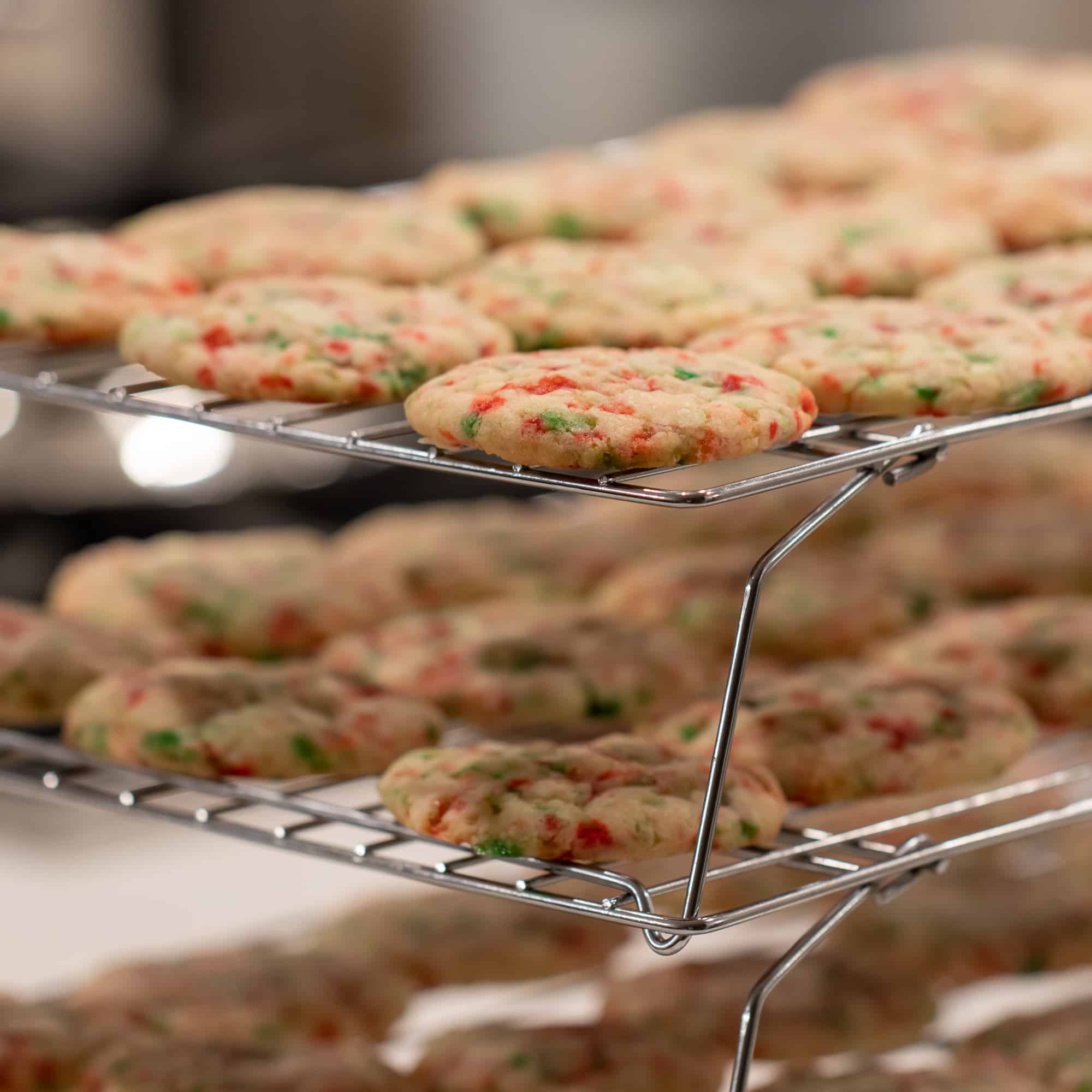 Delicious chewy cookies with the minty flavour of candy canes. Perfect cookie for the Christmas holiday season!