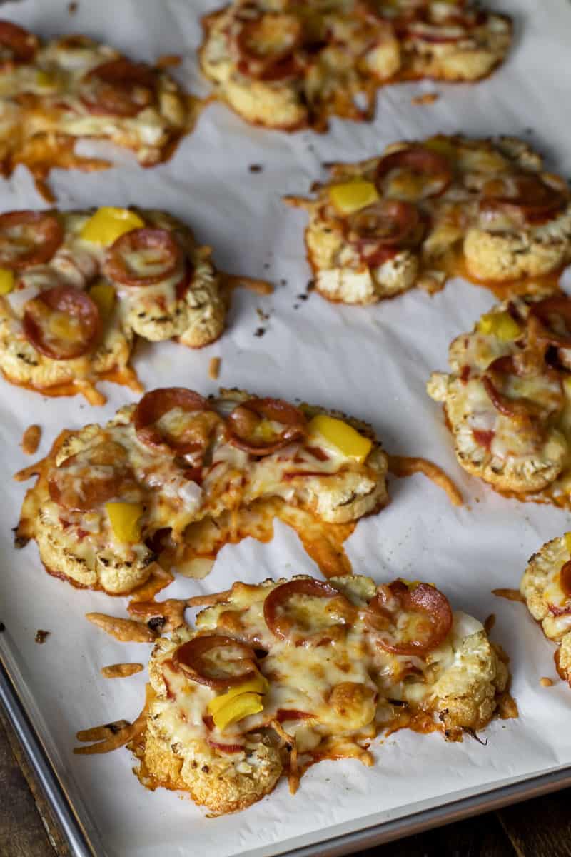 Overhead picture of cauliflower pizza.