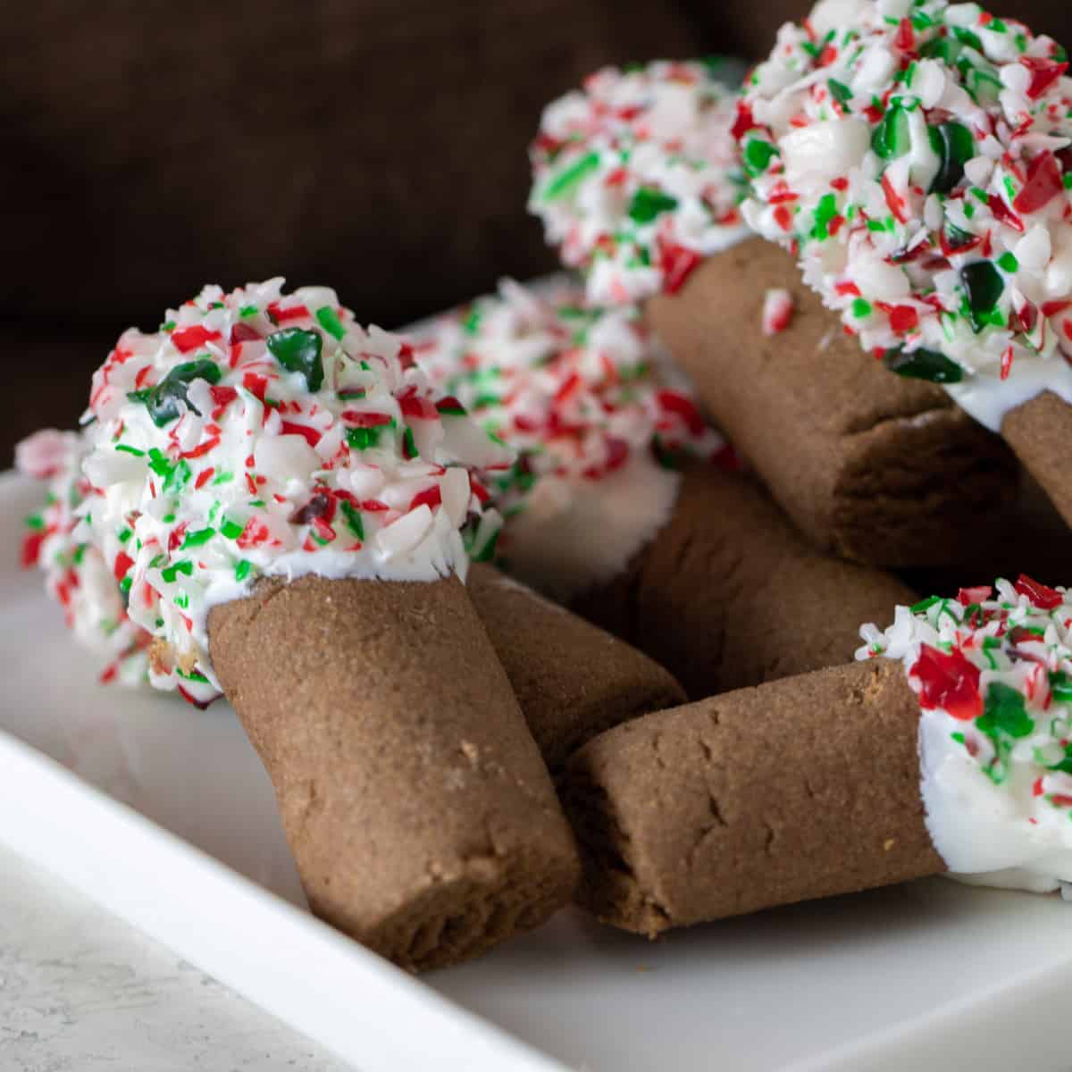 Close up picture of chocolate cookies.