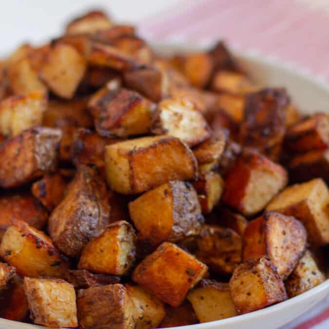 Oven Roasted Baby Potatoes - The Black Peppercorn