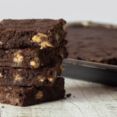 A stack of chocolate cookies.