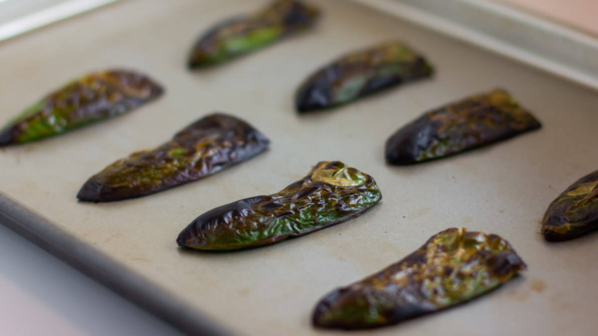 How to Roast a Jalapeno Pepper in the Oven